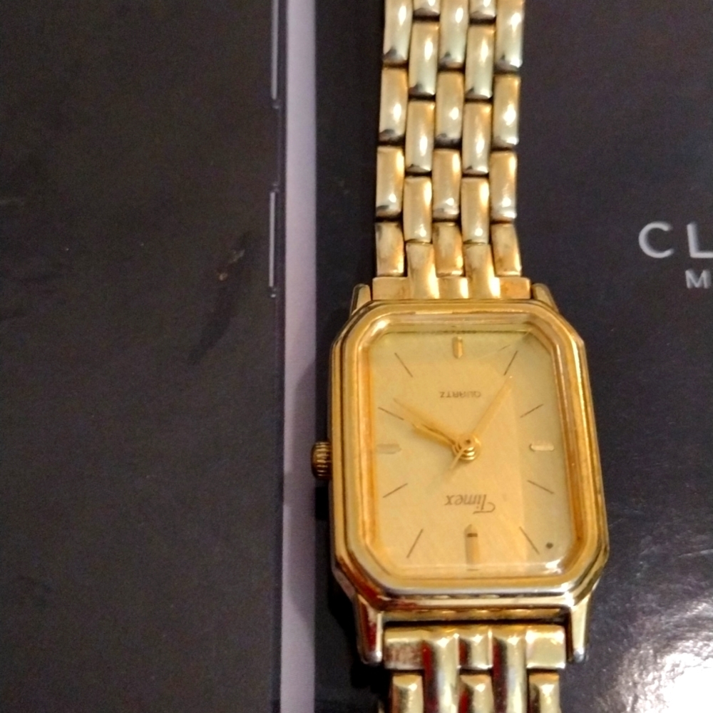 Womans Vintage Timex Watch